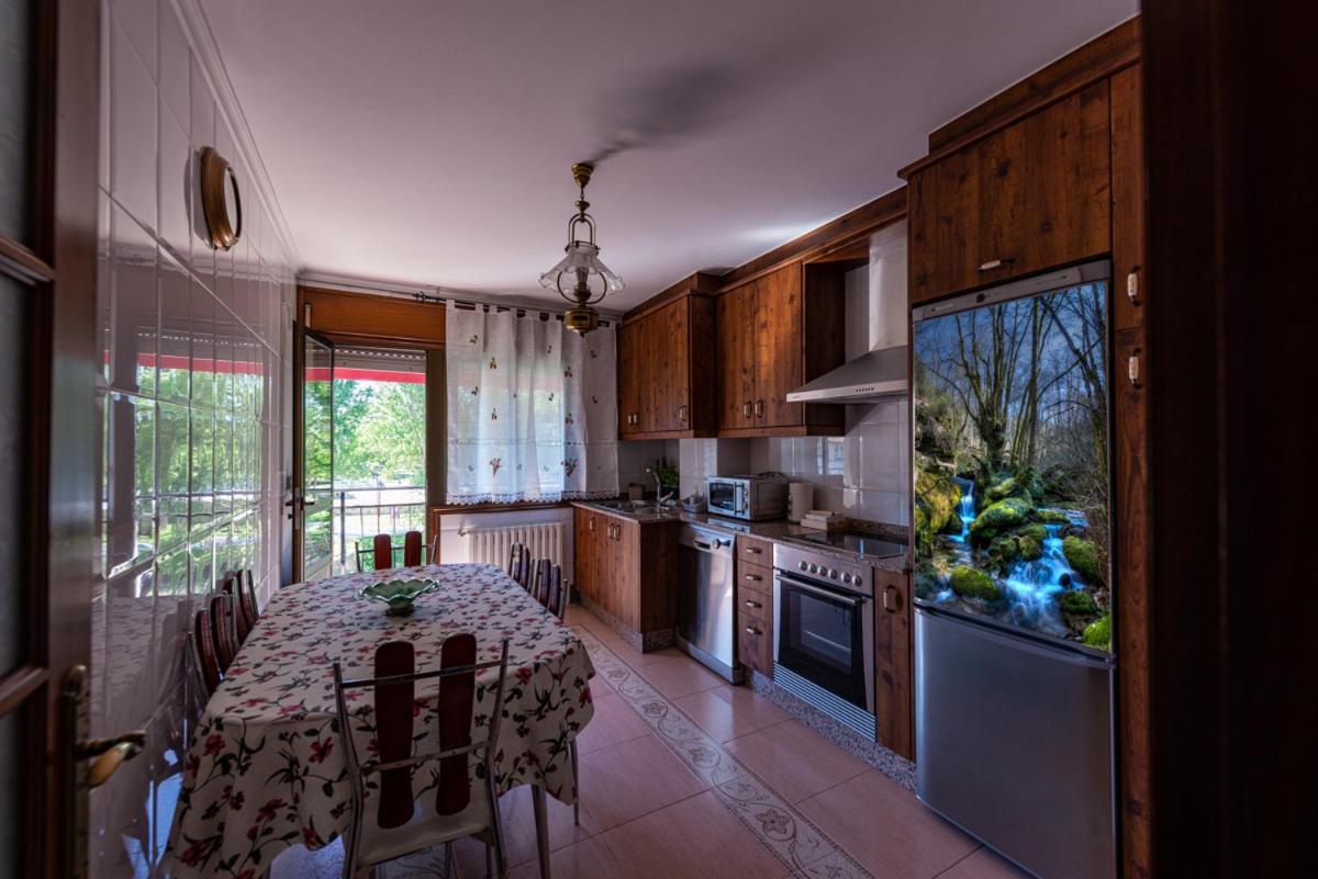 Apartamento Lemavos Monforte De Lemos Buitenkant foto
