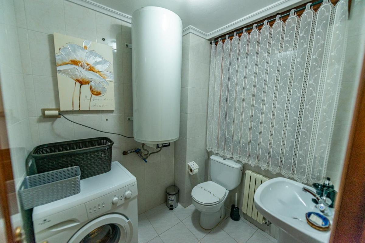 Apartamento Lemavos Monforte De Lemos Buitenkant foto